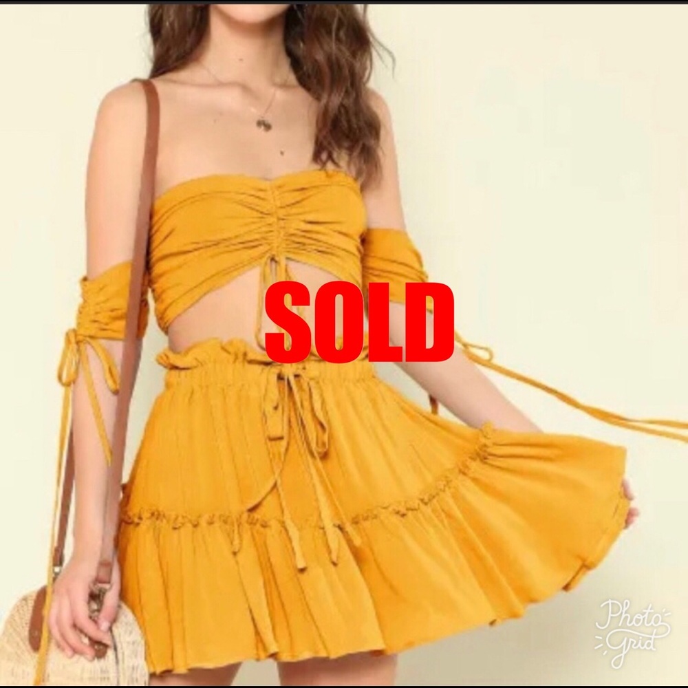 Mustard off shoulder set